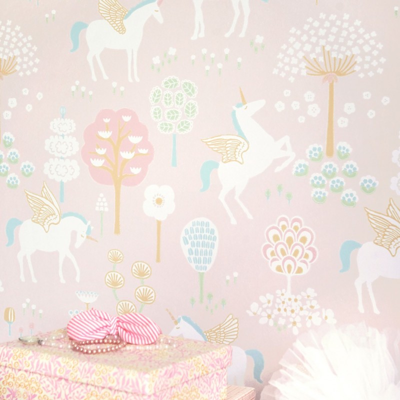 Happy unicorn wallpaper 0.53 m x 10.05 m