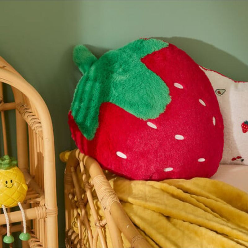 Cojín rojo Strawberry 6x40x43cm